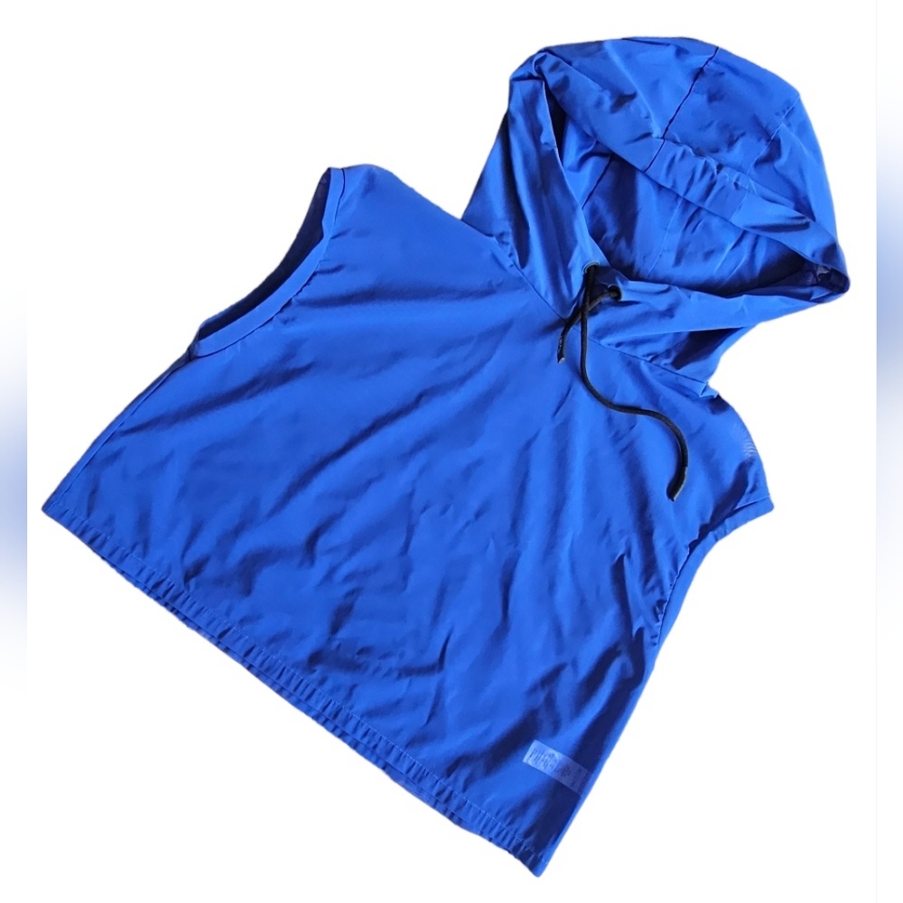 MICHI top, size M‎